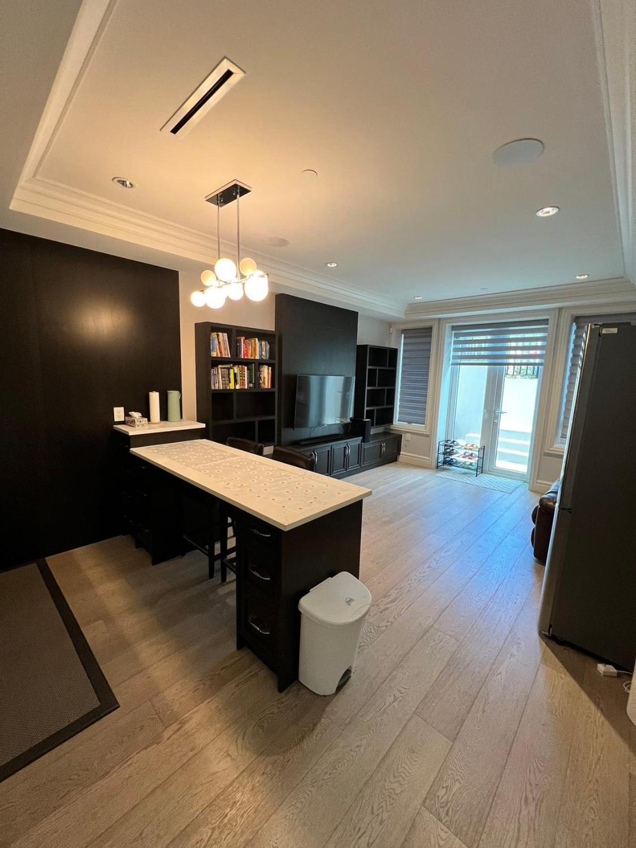 Private Rooms In Vancouver West Luaran gambar